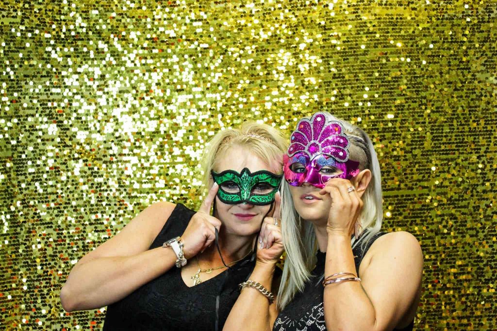 How and why to hire a photo booth?