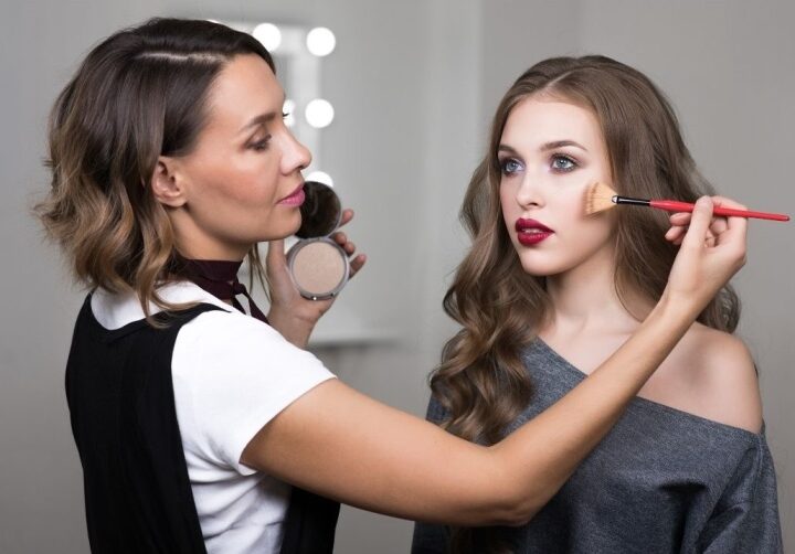 Important Things to consider when choosing a makeup artist in Dubai